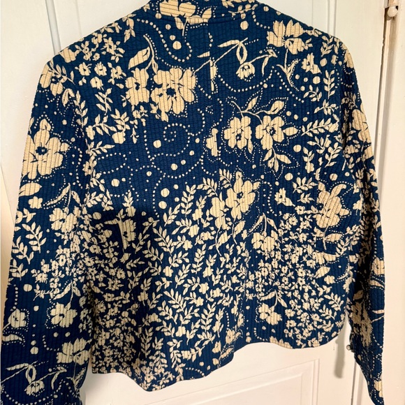 Orvis Blue and Cream Floral Blazer - Picture 4 of 4